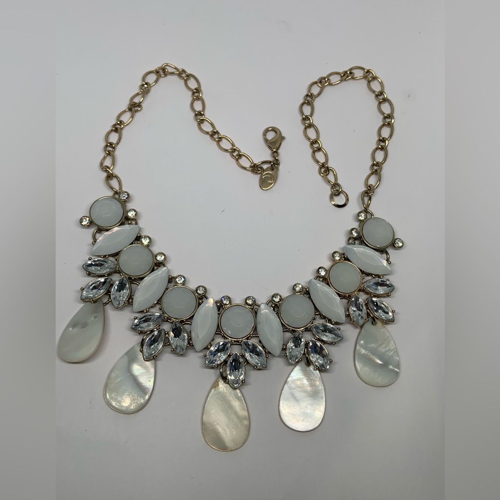Charming Charlie Faceted Acrylic, Mop, Rhinestone Gold Tone Statement Necklace